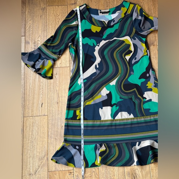 BCBGMAXAZRIA Abstract Print Dress size Medium - Picture 10 of 11